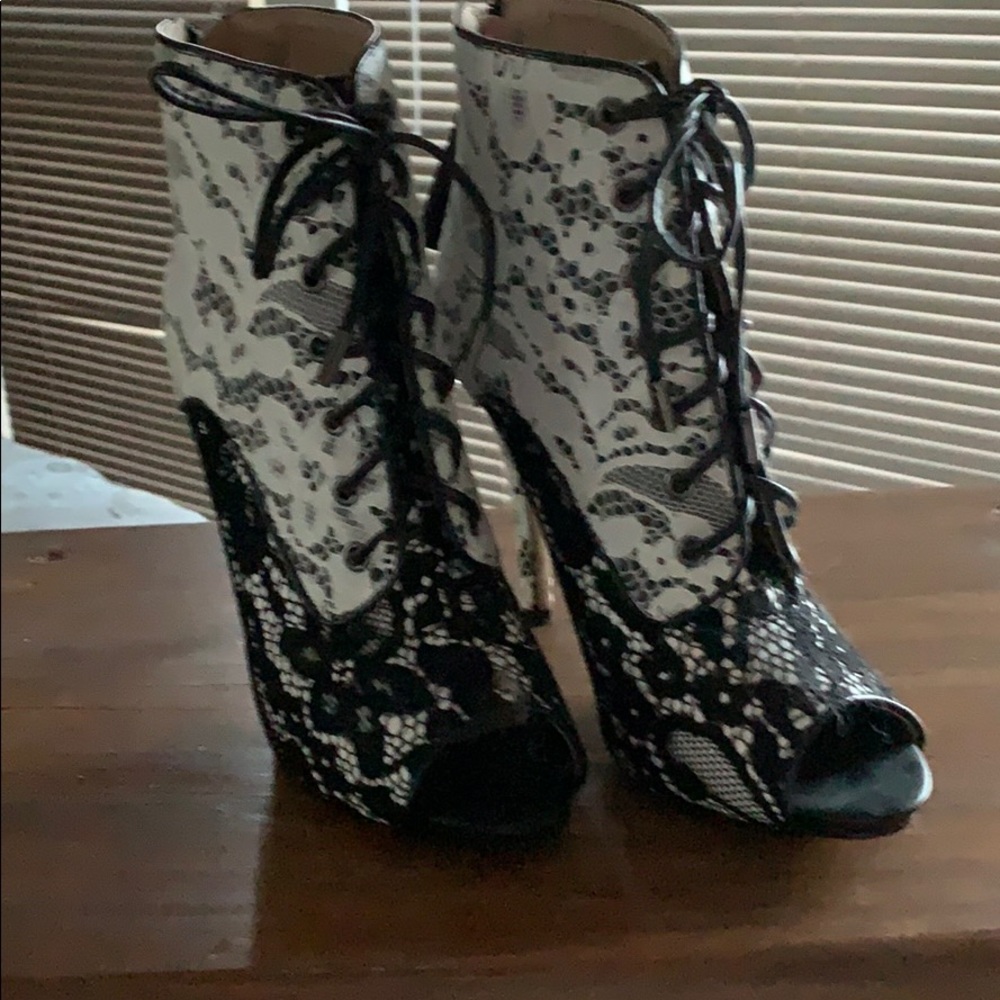 Victorian lace back zip booties